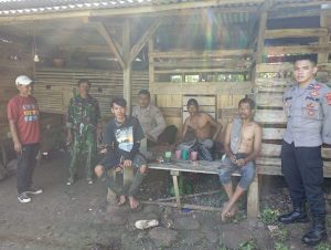 Cooling System Bhabinkamtibmas Pameungpeuk Bersama Warga Jati