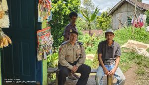 SAMBANG WARGA DESA CISEWU OLEH ANGGOTA POLSEK CISEWU