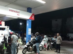 KRYD Jam Malam Polsek Pameungpeuk Pastikan Kamtibmas Kondusif Pasca Pilkada 2024
