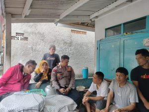 Bripka Sutarman Ngariung Bersama Warga Cangkuang Sosialisasi Program Oncall Lapor Pak Bhabin