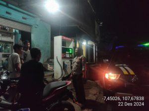 Polsek Pakenjeng Melaksanakan Patroli di Kampung Ciwaru Desa Jatiwangi