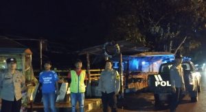 polsek banyyuresmi anggota melaksanakan kryd malam