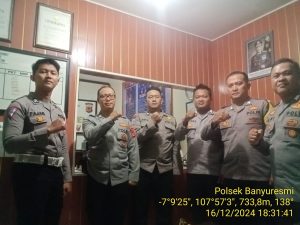 plsek banyuresmi anggota melaksanakan kegiatan sispam mako
