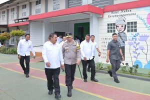 Kapolda Jabar Hadiri Upacara Pemberian Remisi Khusus Natal 2024 di Lapas Perempuan Bandung
