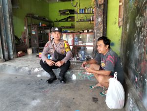 SAMBANG WARGA DESA CIKARANG OLEH ANGGOTA POLSEK CISEWU