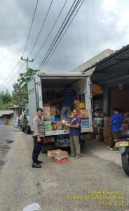 Polsek Pakenjeng melaksanakan Silaturahmi Kamtibmas di Kampung Dangdeur Desa Jayamekar
