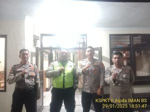 Polsek Cisurupan Melaksanakan Kegiatan Sispam Mako