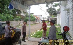 Kapolsek samarang di dampingi anggota beri himbauan kamtibmas kepada warga