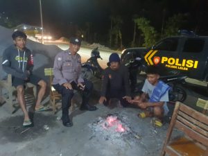 cegah kejahatan Polsek leles polres garut laksanakan patroli kryd malam di ds.ciburial