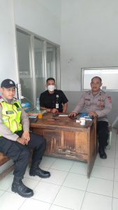 POLSEK KARANGPAWITAN KEGIATAN BHABINKAMTIBMAS DESA TANJUNGSARI