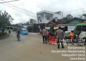 Polsek banjarwangi laksanakan patroli pagi