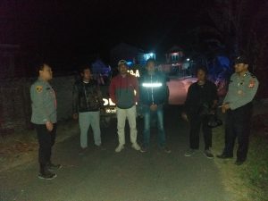 Antisipasi kejahatan Polsek leles polres garut patroli kryd malam di ds. Cangkuang