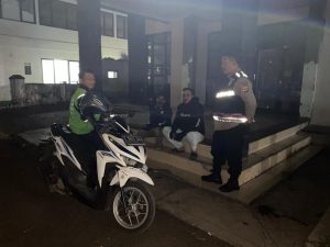 GIAT PATROLI KRYD DI DESA TANJUNGSARI  OLEH POLSEK KARANGPAWITAN