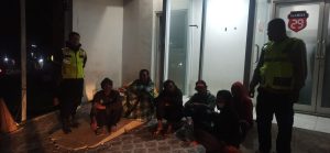 GIAT PATROLI KRYD DI DESA KARANGSARI   OLEH POLSEK KARANGPAWITAN