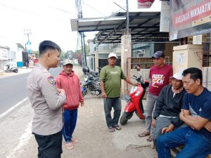 PATROLI KRKYD DI  DESA LEBAKJAYA OLEH POLSEK KARANGPAWITAN