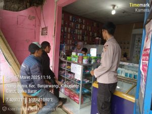 Jelang siang hari, Polsek banjarwangi laksanakan patroli