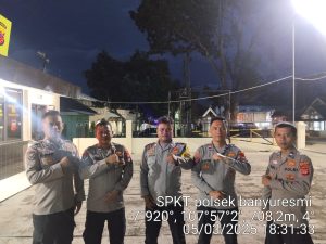polsek bayuresmi anggota kegiatan sispam mako