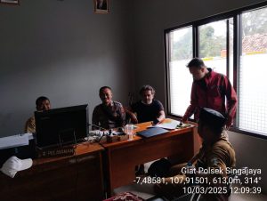 Personil Polsek Singajaya melaksanakan giat KRYD Siang cegah gangguan kamtibmas