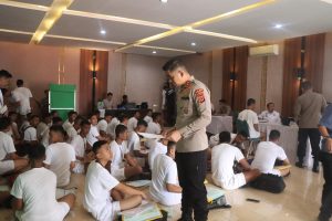 Kapolres Garut Awasi Langsung Pendaftaran Anggota Polri di Polres Garut
