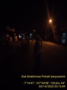 polsek banyuresmi anggota patroli malam cegah balap liar
