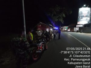 Jajaran Polsek Pameungpeuk Gelar Patroli KRYD Rawan Malam