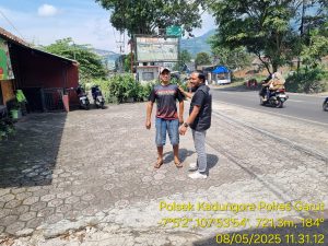 Personil Polsek Kadungora Polres Garut Polda Jabar Giatkan Patroli Memberikan Rasa Aman dan Nyaman Kepada Masyarakat