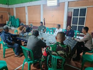 Giat KRYD Garut Lautan Biru Anggota Polsek Bayongbong Dan Polsubsektor Cigedug Beri Pesan-Pesan/Pengertian Yang Baik Dan Benar
