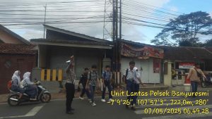 polsek banyuresmi unit lantas jam rawan sekolah di smp muslimin